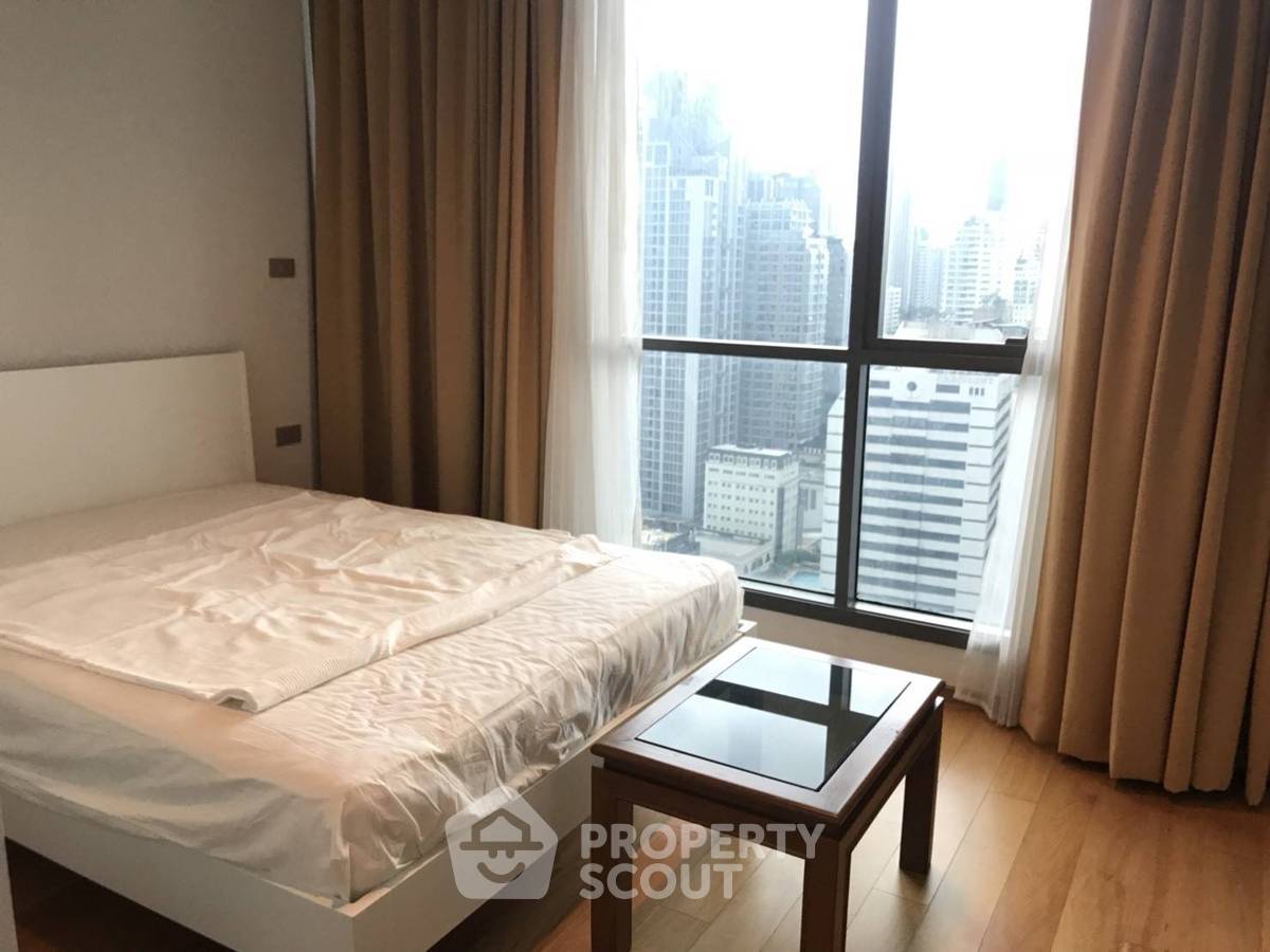 รูป คอนโด 2-ห้องนอน ที่ ไฮด์ สุขุมวิท 13 คอนโดมิเนี่ยม ใกล้ BTS นานา (ID 884865) - รูปที่ 3/9