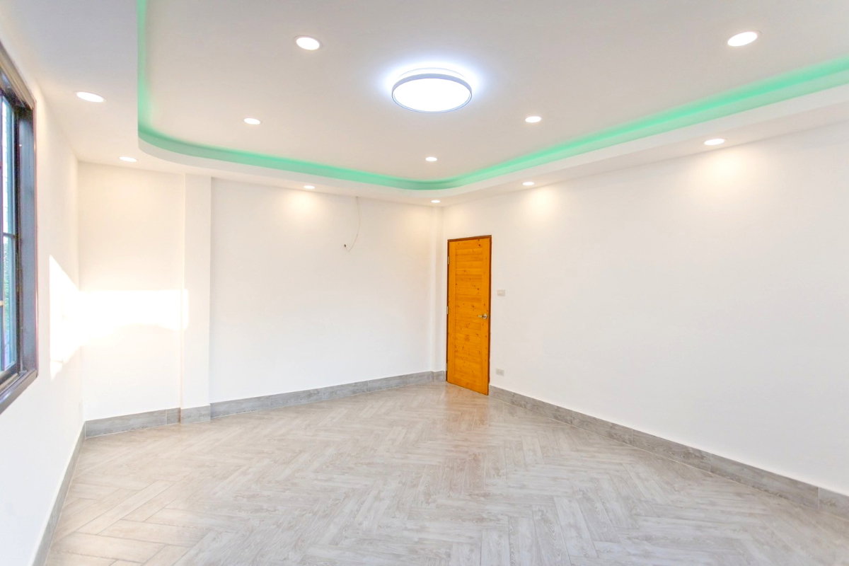 picture CB081, Home Office for sale 4 Br, Huaikhwang. - 25/37