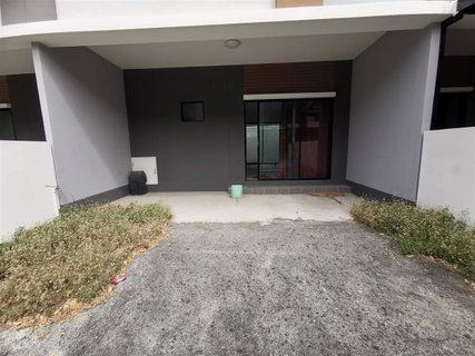 TOWN HOUSE 18 Sq.w. Nong Khaem Bangkok for 2.8M