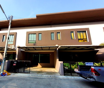 ทาวน์โฮม พานทอง ชลบุรี : ทาวน์เฮ้าส์, 24 ตร.วา, ทาวน์เฮ้าส์ ไฮท์ลีฟวิ่ง 5 พานทอง-ชลบุรี, พานทอง, ชลบุรี, 2.1M