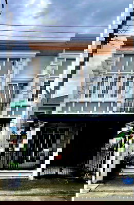 ทาวน์โฮม คู้บอน 27 : ทาวน์เฮ้าส์ สำหรับขาย ทาวน์เฮ้าส์ โกลเด้นทาวน์ รามอินทรา-คู้บอน บางเขน