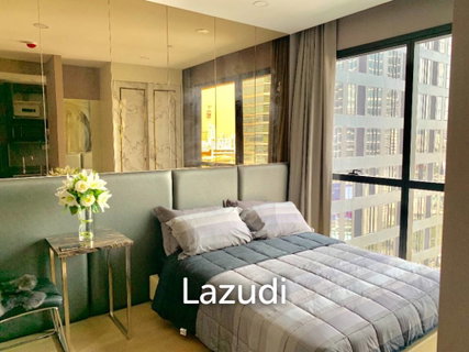 Modern 24.5 sqm Studio Condo on 15th Floor at Ashton Chula-Silom, Bang Rak Bangkok