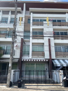 ถูกที่สุด!!! ขาย ทาวน์โฮม บ้านกลางเมือง เออร์บาเนี่ยน ลาดพร้าว 71 – 4 ชั้น 25 ตร.ว. ** ขายอาคารพร้อมผู้เช่า ผลตอบแทน 4.8%**