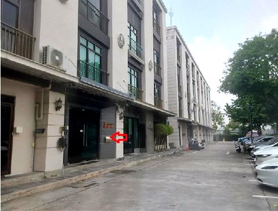 SHOP HOUSE 21.2 Sq.w. Wang Thonglang Bangkok for 8.8M