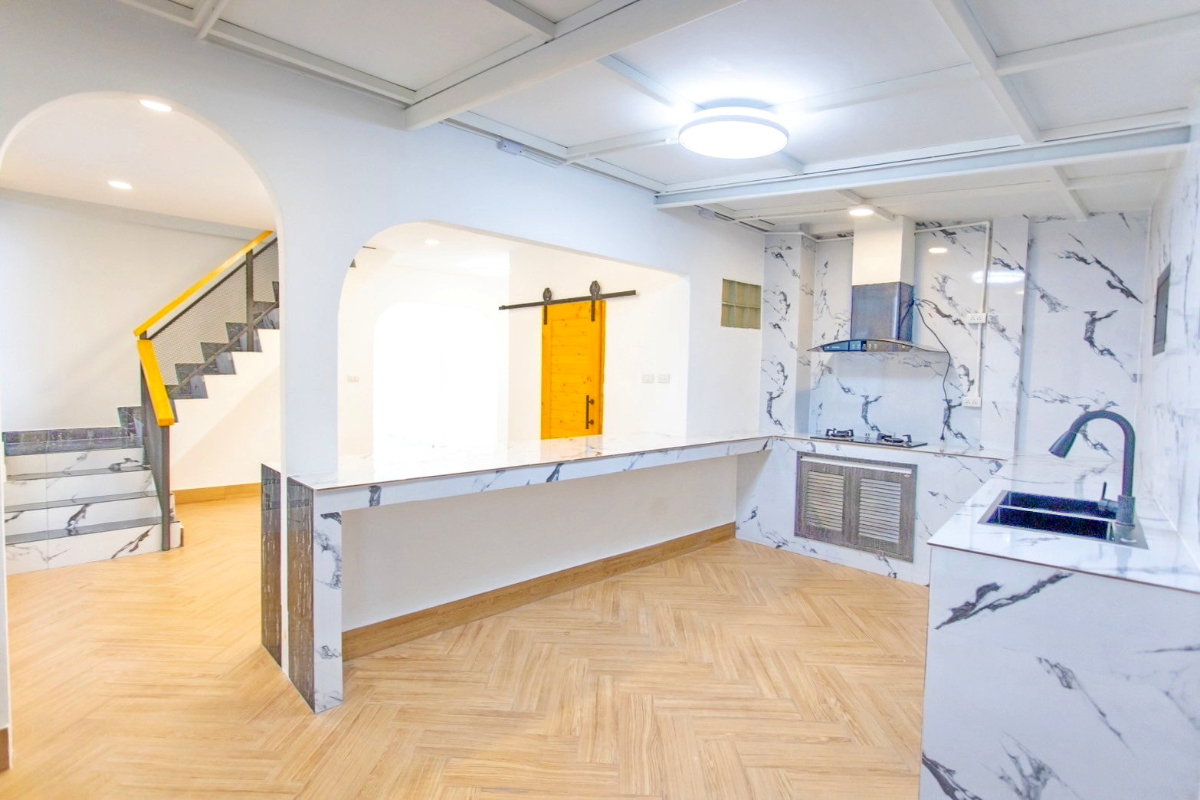 picture CB081, Home Office for sale 4 Br, Huaikhwang. - 17/37