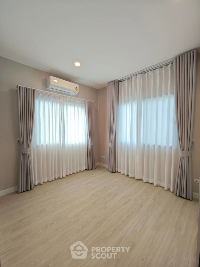 รูป บ้าน 4-ห้องนอน ที่ เพอร์เฟคพาร์ค ร่มเกล้า-สุวรรณภูมิ ใน มีนบุรี (ID 2697037) - รูปที่ 30/34