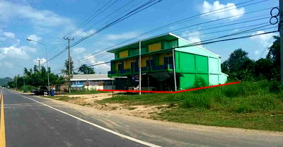 SHOP HOUSE 98 Sq.w. Ban Rai Uthai Thani for 5.6M