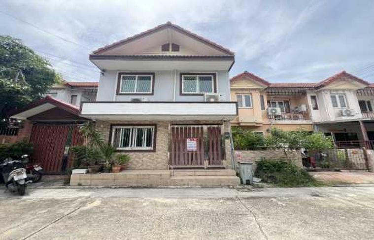 Townhome for sale, Ban Phisan Tha Kham 30, area 128 sq m, 18 sq wa, 3 bedrooms, 2 bathrooms, near Central Rama 2