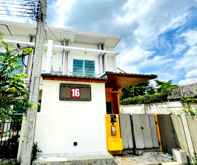 TOWN HOUSE 25 Sq.w. Khlong Sam Wa Bangkok for 2.6M