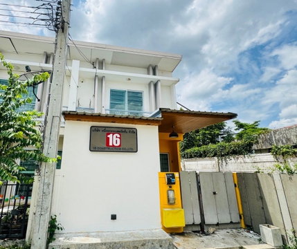 TOWN HOUSE 25 Sq.w. Khlong Sam Wa Bangkok for 2.6M