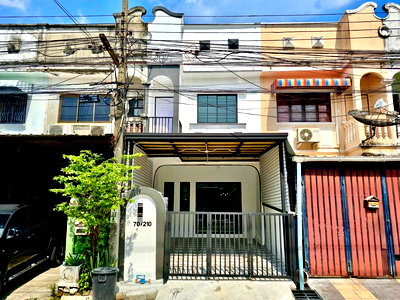 ทาวน์โฮม กรุงเทพมหานคร : ทาวน์เฮ้าส์ รีโนเวทใหม่ สไตล์มินิมอล-โมเดิร์น หมู่บ้านสุภาวัลย์ ซอยรามคำแหง 176 ทำเลดี ใกล้รถไฟฟ้า