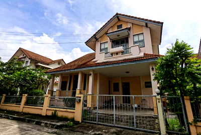 เช่าบ้านเดี่ยว ม.นอร์ทกรุงเทพ วิทยาเขตรังสิต : ให้เช่าบ้านเดี่ยว 2 ชั้น หมู่บ้านวรารักษ์  ถนนเลียบคลอง3  คลองหลวง รังสิต  ใกล้ Big C คลอง 3