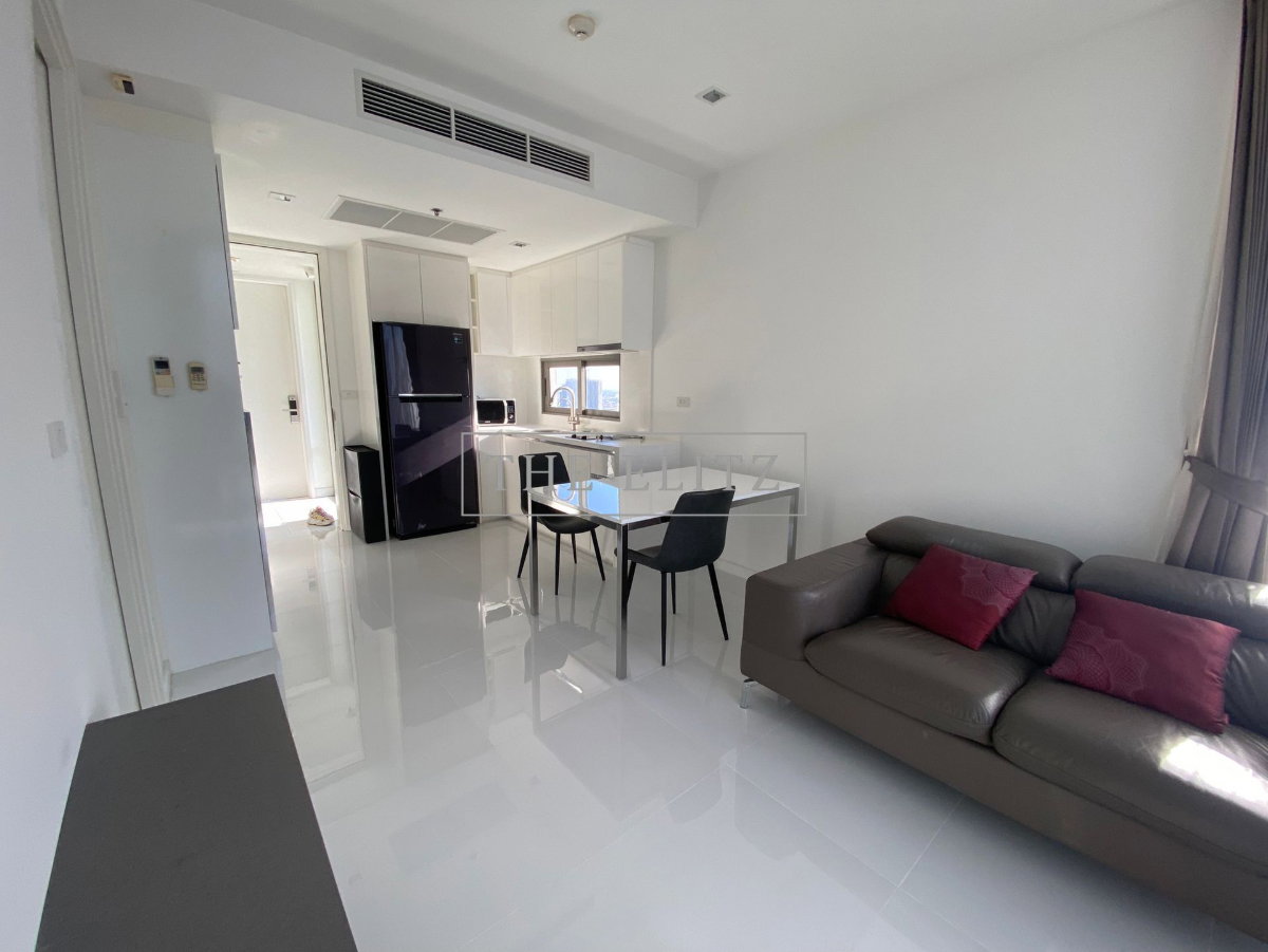 รูป ✨ บนทำเลธุรกิจและไลฟ์สไตล์ Nara 9 เช่าในราคาเดียวจบ รวมอินเทอร์เน็ตให้เรียบร้อย 🎉 - รูปที่ 2/12