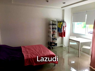 Condos for sale Thai Watsadu South Pattaya : Trio Gems Pool Views Condo for Sale in Jomtien