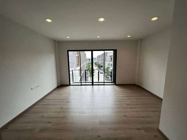 รูป MTR16 เช่าทาวน์โฮม 3 ชั้น Premium Place พหลโยธิน-รามอินทรา ทิศเหนือไม่ร้อน ใกล้ BTS สายหยุด - รูปที่ 7/12