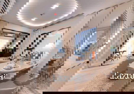 High Ceiling 37.32 SQ.M COBE Ratchada-Rama 9