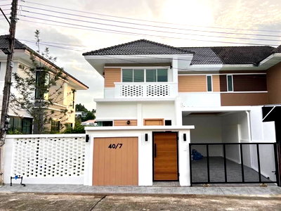 บ้านแฝด ม.สงขลานครินทร์ วิทยาเขตภูเก็ต : 🏡 บ้านแฝดรีโนเวทใหม่ โครงการธนาภา 2 ทำเลบางชีเหล้า ใกล้ซุปเปอร์ชีพ 3 ห้องนอน พร้อมสวน ราคา 5.59 ล้าน