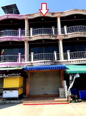 Shophouses for sale Pinthong Industrial Estate : SHOP_HOUSE for sale อาคารพาณิชย์ อุดมกิตต์ 2 ศรีราชา-ชลบุรี