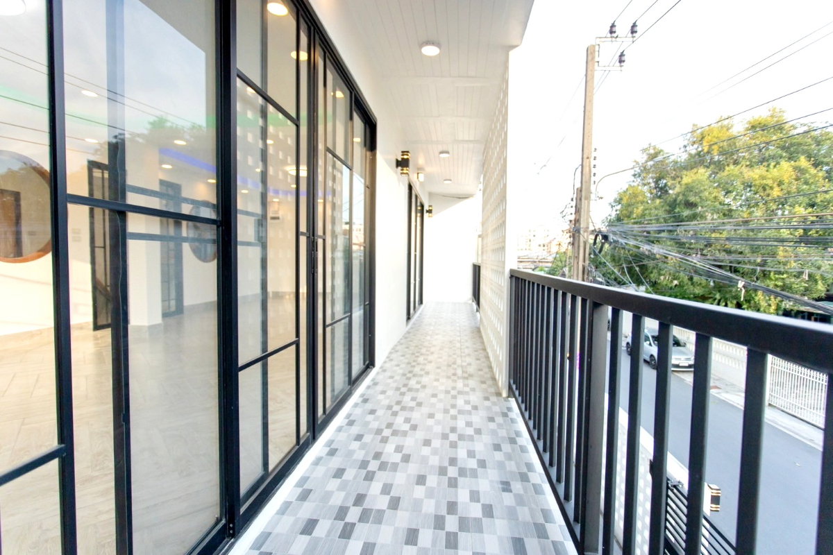 picture CB081, Home Office for sale 4 Br, Huaikhwang. - 23/37