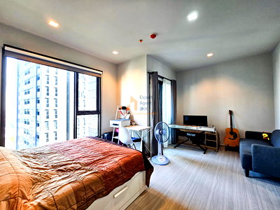 Condos for sale : SALE : Life Asoke Rama 9 - 1 Bedroom LC131