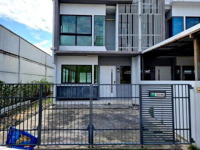 TOWN HOUSE 28.8 Sq.w. Thung Khru Bangkok for 4.3M