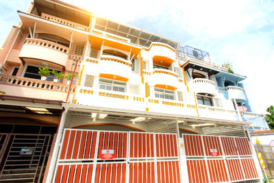 ทาวน์โฮม MRT ห้วยขวาง : CB011.1♛♚ทาวน์เฮ้าส์ 3 ห้องนอน ขาย⚝สุทธิสาร♜MRT สุทธิสาร∞065-9423251,099-5919653▚Line@sureresidence