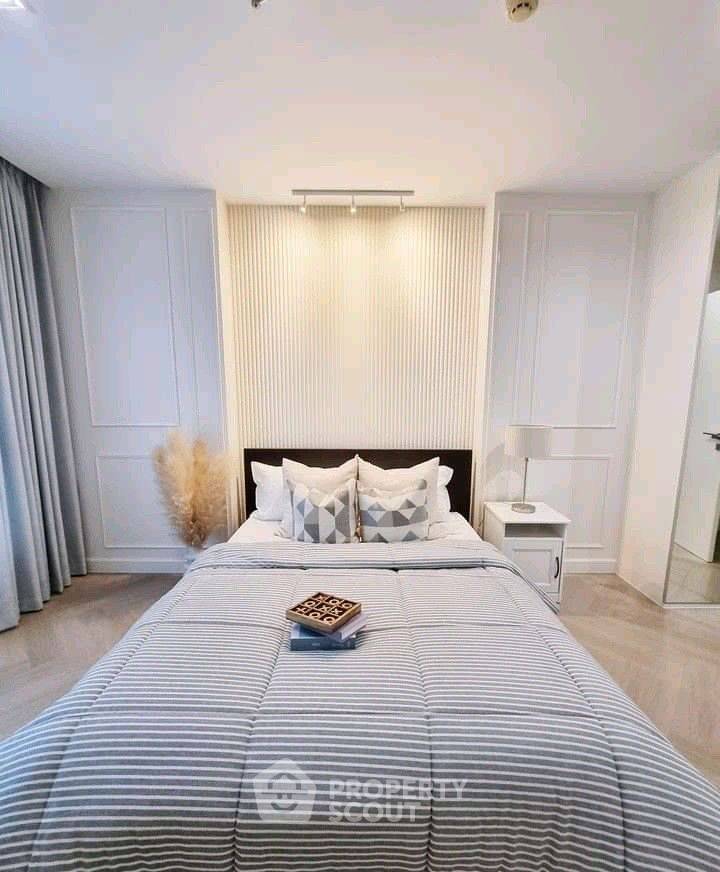 รูป คอนโด 1-ห้องนอน ที่ เดอะ รูม สาทร-ตากสิน ใกล้ BTS โพธิ์นิมิตร (ID 1606937) - รูปที่ 3/6