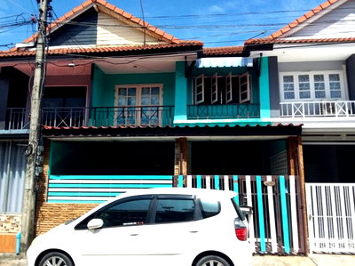TOWN HOUSE 18 Sq.w. Khlong Luang Pathumthani for 1.4M