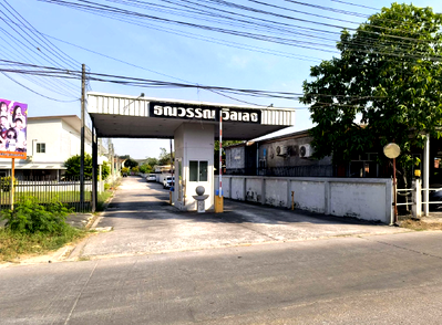 TOWN HOUSE 30 Sq.w. Si Racha Chonburi for 2.3M