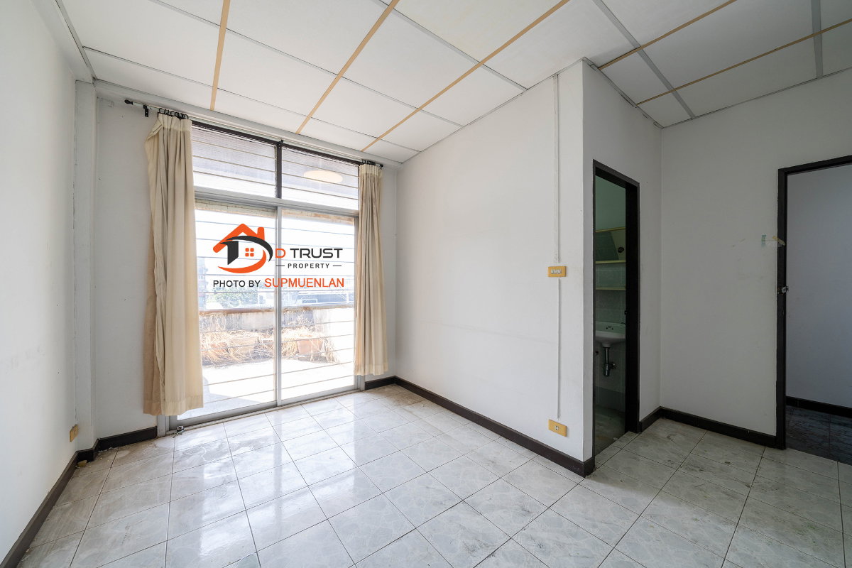 รูป ขาย ทาวน์โฮม 3.5 ชั้น เล่นระดับทุกชั้น 31 ตร.ว. ทำเลทองสตรีวิทยา 2 ซอย 23 โชคชัย 4 - รูปที่ 19/19