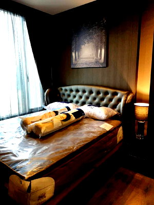 ขายคอนโด : ห้องสวย ตกแต่งเรียบหรู พร้อมเข้าอยู่ เฟอร์ครบ ใกล้ MRT สุขุมวิท I Code DS1305 Line : @Dstay