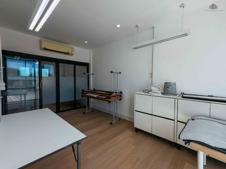 รูป ห้ามพลาด Home Office !! ขายถูกโฮมออฟฟิศขนาด 50 ตร.ว ใช้สอย 147.55 ตร.ม ทำเลเชื่อมต่อลาดพร้าวเลียบด่วนรามอินทราเหมาะธุรกิจและอาศัย !! | #TPI-2850 - รูปที่ 13/19