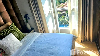 Condos for sale : 1 br Corner room Pool view next to Fire exit 1383050