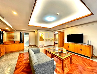 คอนโดให้เช่า : United Tower | Very Spacious 2 Bed Condo For Rent in Sukhumvit 55 - BR18529CD