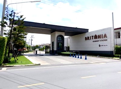 บ้านเดี่ยว รังสิต-นครนายก 4 : บ้านแฝด สำหรับขาย บ้านแฝด บริทาเนีย คูคต สเตชั่น  ลำลูกกา-ปทุมธานี