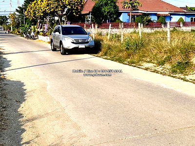 ที่ดิน เพชรบุรี : ขายที่ดินชะอำ 195 ตรว. สามพระยา แปลงสี่เหลี่ยม ถมแล้ว ล้อมรั้วเรียบร้อย