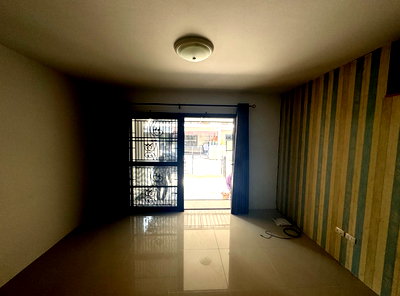 TOWN HOUSE 19 Sq.w. Bang Bo Samut Prakarn for 2.8M
