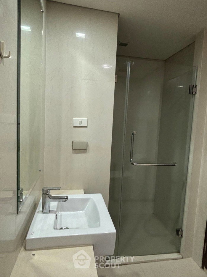 รูป คอนโด 1 ห้องนอน 53 ตร.ม. ชั้น 20 ที่ เลอ ลัก คอนโดมิเนียม ใกล้ BTS พระโขนง 200 ม. (ID 1461459) - รูปที่ 7/8
