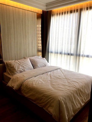 ขายคอนโด : ✨ห้องสวย ราคาดี ใจกลางเมือง เดินทางสะดวก  I Code DS1702  Line : @Dstay