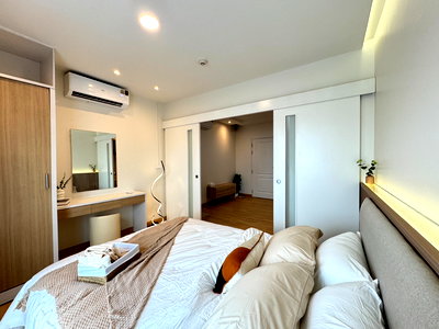 ขายคอนโด : ขาย เดอะ ซี้ด สาทร-ตากสิน ห้องสวยมาก ราคาดีสุดๆ ตกแต่งแบบลัคชูพร้อมเข้าอยู่ | Code DS1488 Line: @Dstay