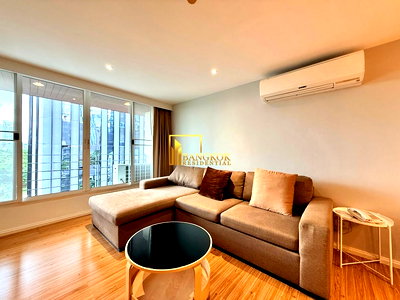 Condos for rent : Renovated 2+1 Bedroom Apartment on Langsuan Road - BR21343AP