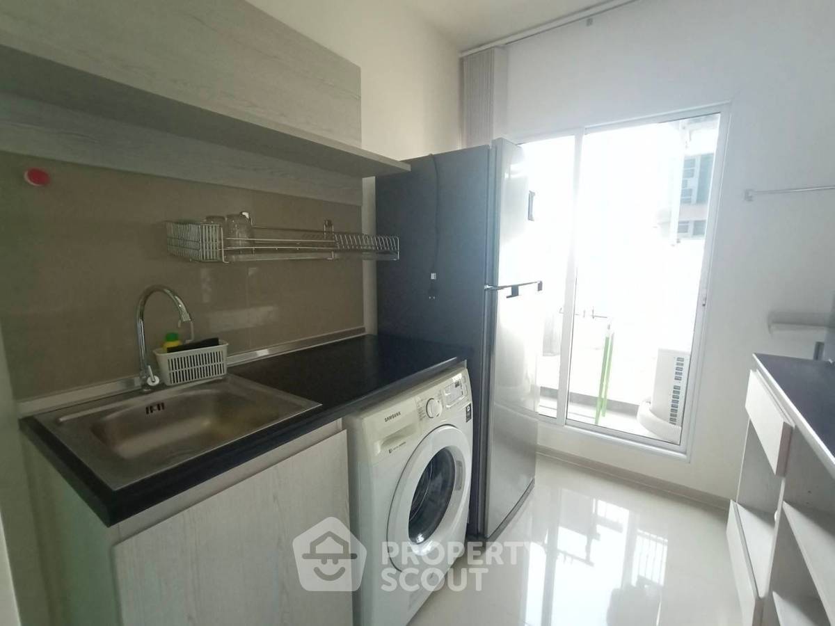 picture 1-BR Condo at Aspire Erawan near BTS Chang Erawan (ID 2699636) - 2/8
