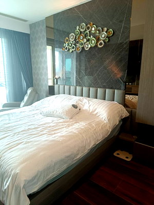 ขายคอนโด : ขาย The River ห้องสวยมาก ริมแม่น้ำเจ้าพระยา ชั้นสูง วิวสวย ราคาดีมาก เฟอร์ครบ พร้อมอยู่ Code DS2303 Line: @Dstay