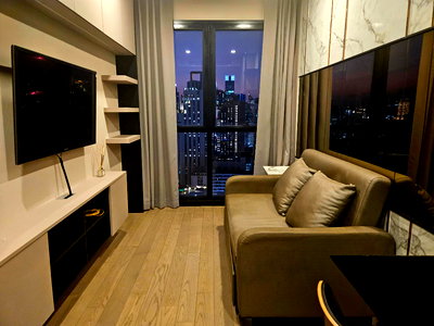 Condos for rent : 🏙️✨ Condo for Rent – Ashton Asoke | High Floor with Clear City View in Prime Asoke Location ✨🏙️