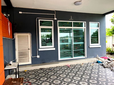 TOWN HOUSE 31 Sq.w. Phan Thong Chonburi for 3M