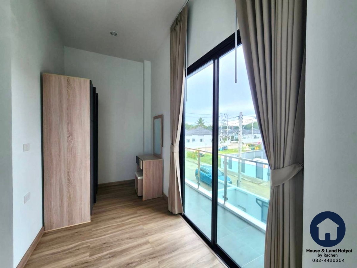 รูป ให้เช่าด่วน!! บ้านใหม่ 2 ชั้น หลังมุม ในโครงการ พิกัดควนหิน ใกล้ 5 แยกเกาะยอ พร้อมเฟอร์นิเจอร์ ตกแต่งสวย พร้อมอยู่ - รูปที่ 5/16