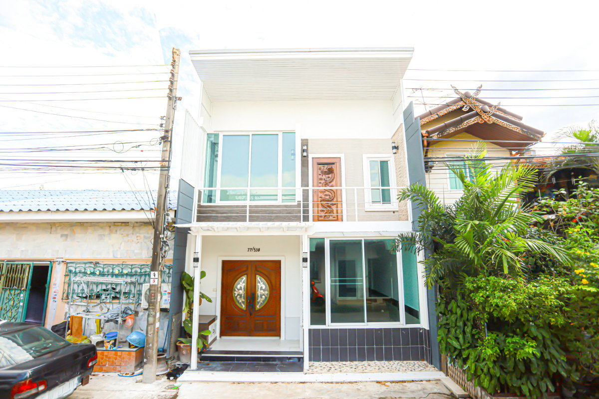 picture CB029, Townhouse for sale 3 Br, Ladprao. - 1/20