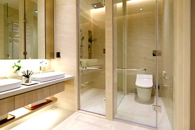 Condos for sale : LTH14452– Spacious Elegance in the Heart of Sukhumvit  | Luxury Condo for Sale  | 123 sqm | | Near BTS Asok  | 50.11 MB (FROM 52.11MB 