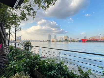 Selling a 90 sq m, 2-bedroom condo at Ivy River Ratburana. Best price in the building. Contact via Line ID: @191exxkc