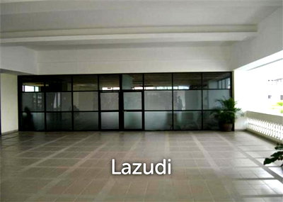 Condos for sale Thai Watsadu South Pattaya : Jomtien Complex Office Unit for Sale